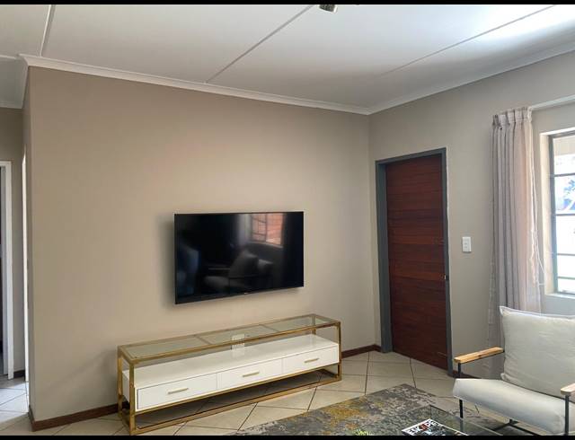 2 BEDROOM APARTMENT FOR SALE IN SAGEWOOD